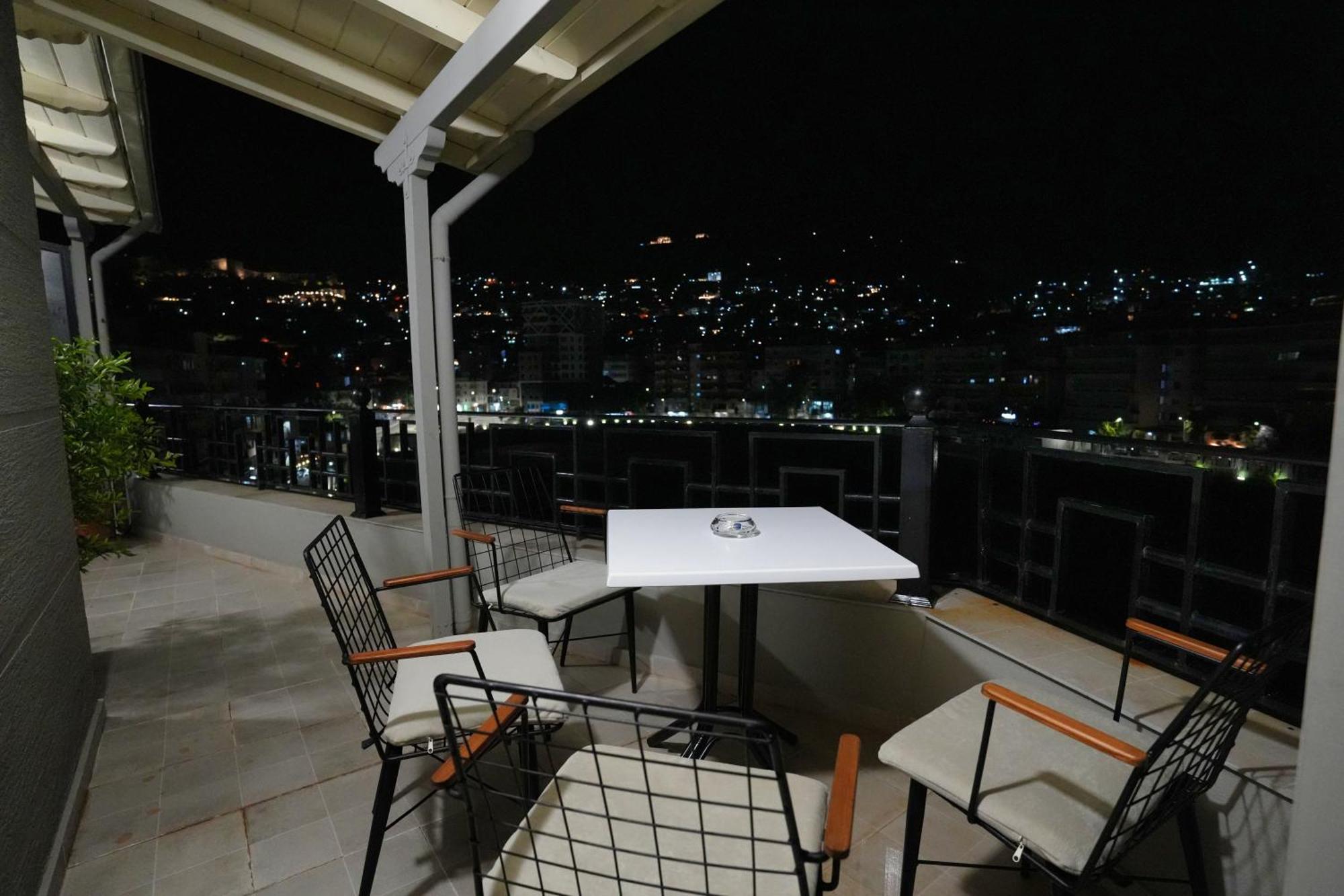 Rs Skendo Apartments Gjirokastër المظهر الخارجي الصورة